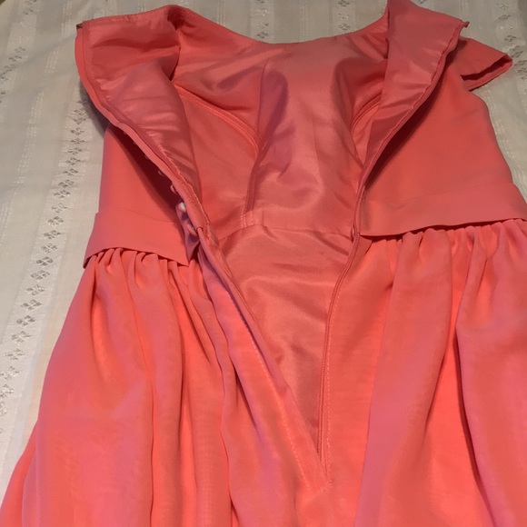 Ladies “Bella” Coral Dress - Picture 8 of 11